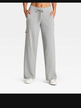 JoyLab Light Gray Wide-Leg Drawstring Cargo Sweatpants